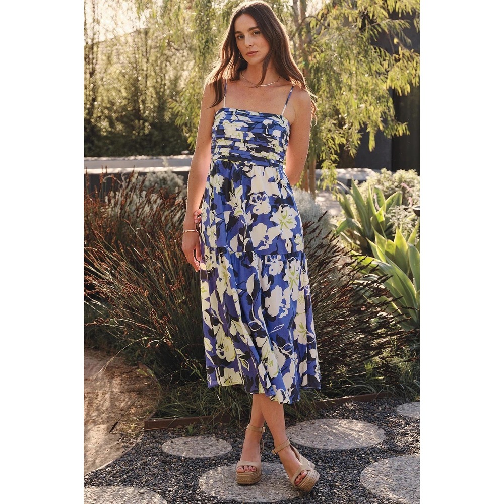 Evereve Emmie Ruched Dress Floral Midi Sz L NWT Tiered Smocked